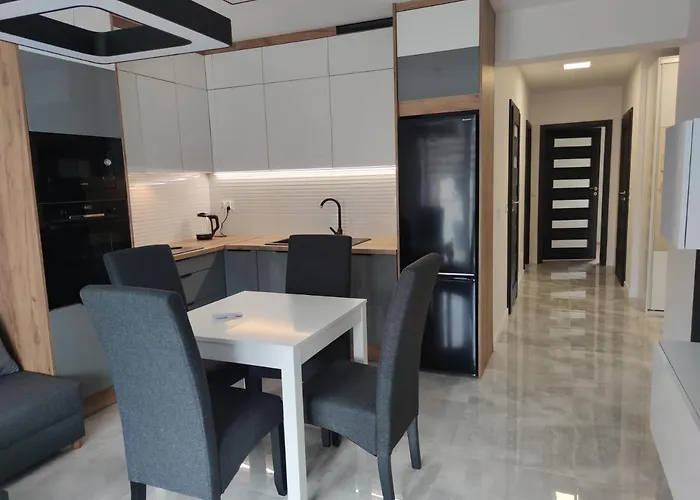 Komfortowy Apartament Z Garazem, Klimatyzacja, Self Check In Szálloda *