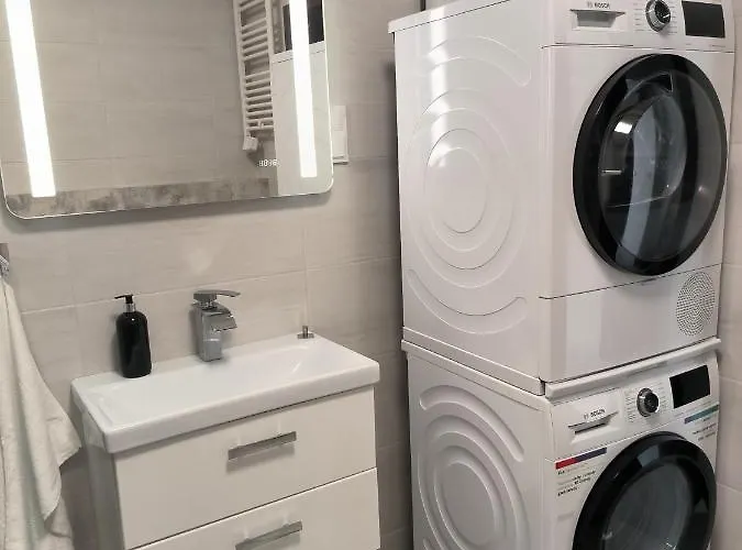 Szálloda Komfortowy Apartament Z Garazem, Klimatyzacja, Self Check In